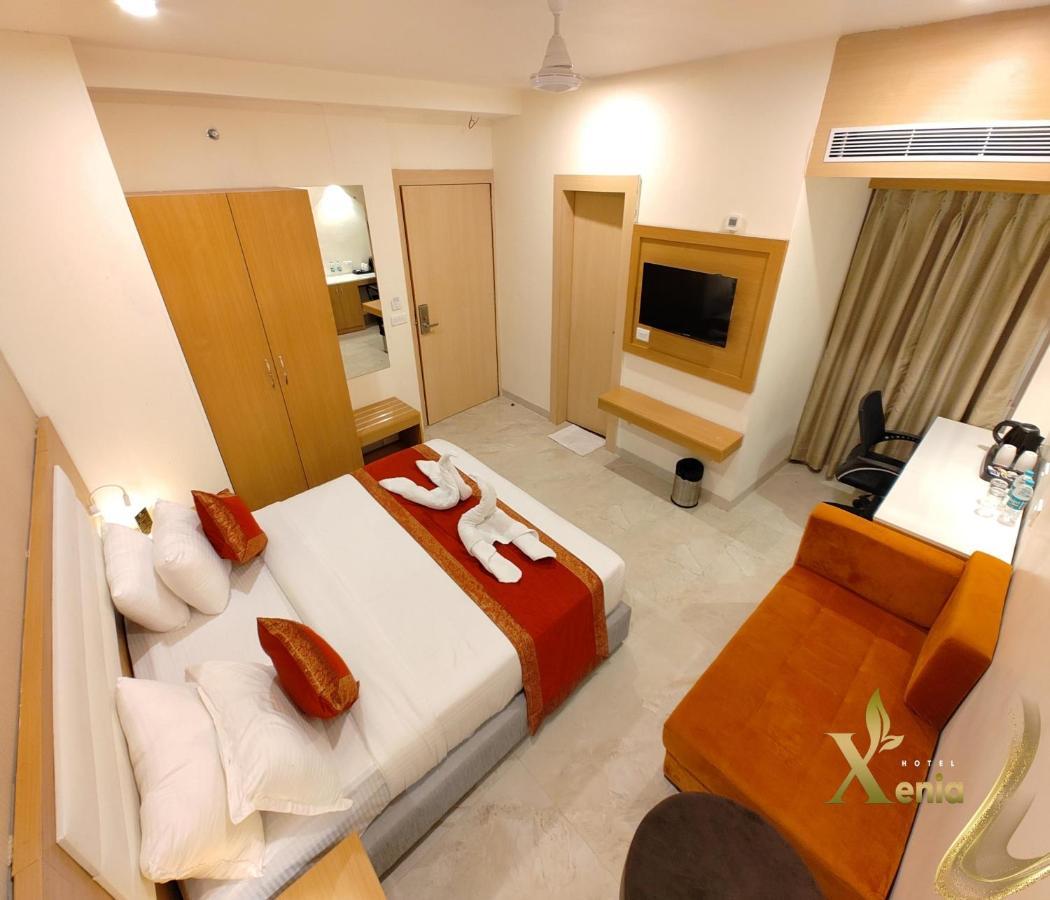 Hotel Xenia Varanasi Esterno foto