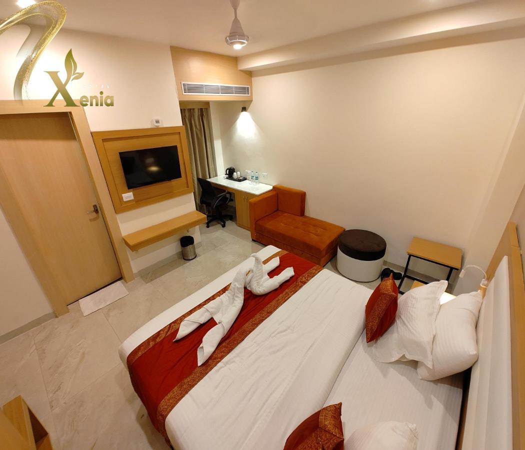 Hotel Xenia Varanasi Esterno foto