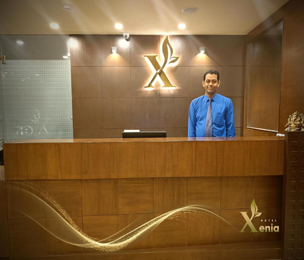 Hotel Xenia Varanasi Esterno foto