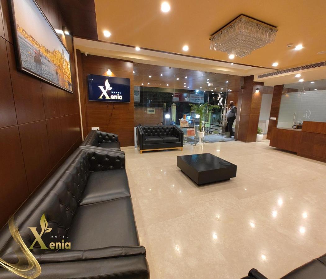 Hotel Xenia Varanasi Esterno foto