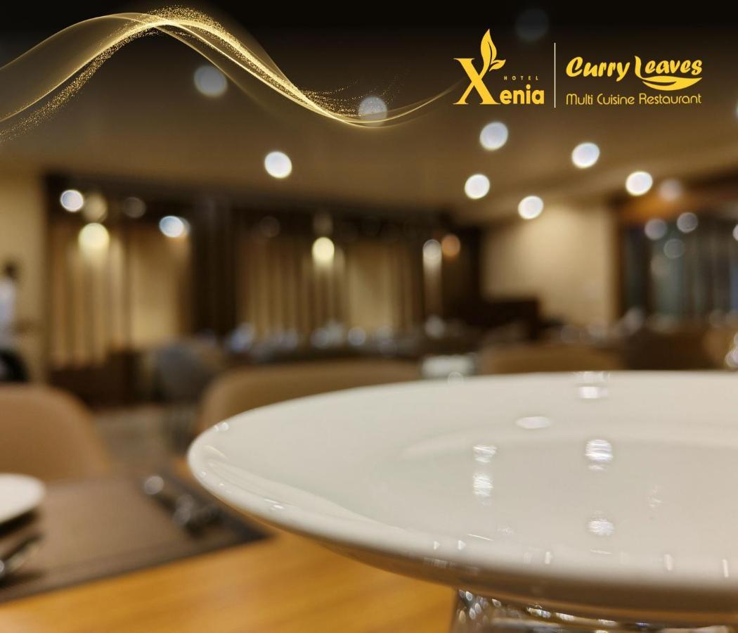 Hotel Xenia Varanasi Esterno foto